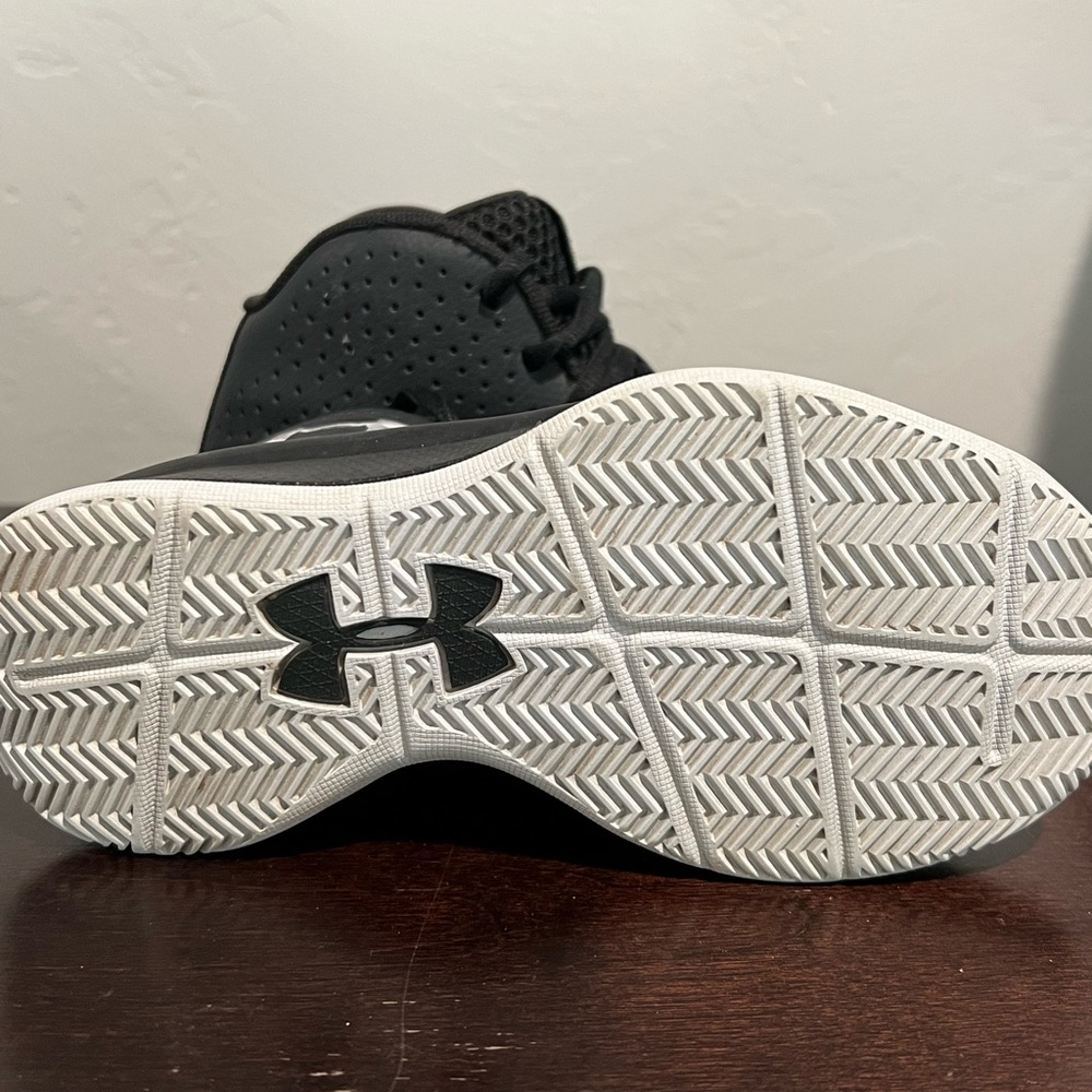 Under Armour boys Jet 2019 Basketball Shoe Black 11K - Picture 6 of 7
